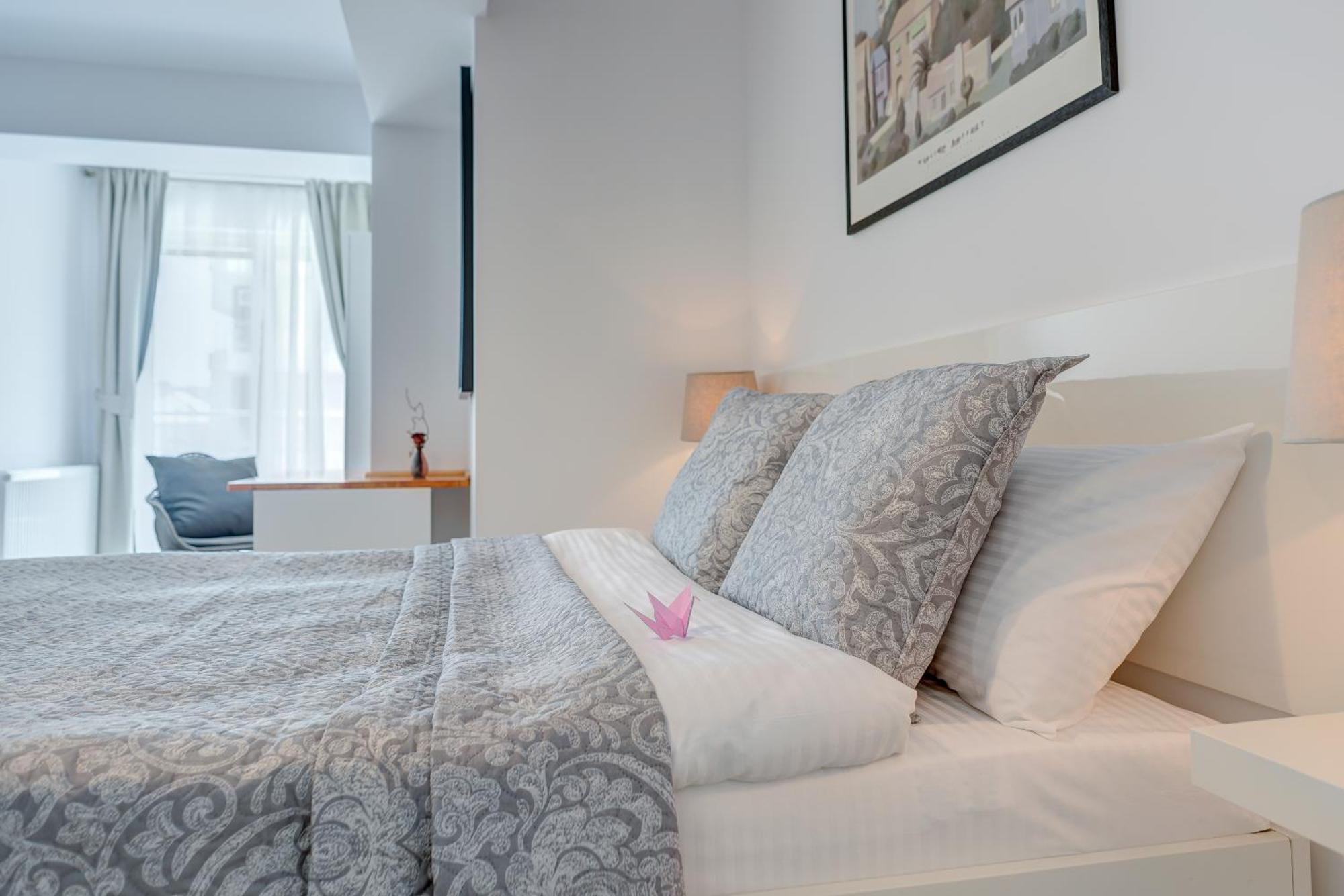 Appartement Bucharest Airport Suites&villas *