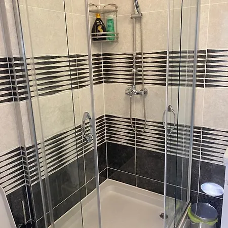 Bucharest Airport Suites&Villas Otopeni Extérieur photo