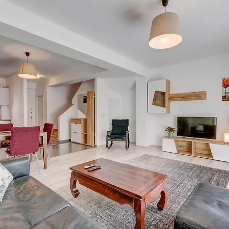 Bucharest Airport Suites&Villas Otopeni Extérieur photo